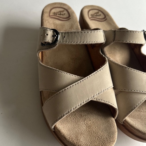 Dansko Beige Leather Adjustable Strap Clog Sandals size EUR 41, US 10.5 - Picture 7 of 14